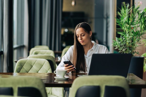 Serviettes en papier doré : le premier choix pour l'élégance